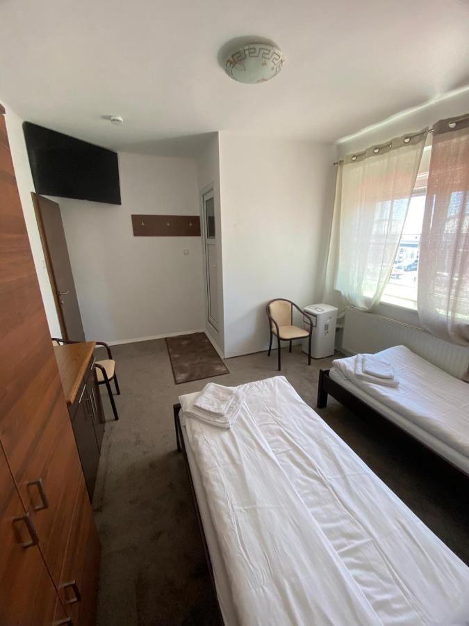 451 Rooms Graz Luaran gambar