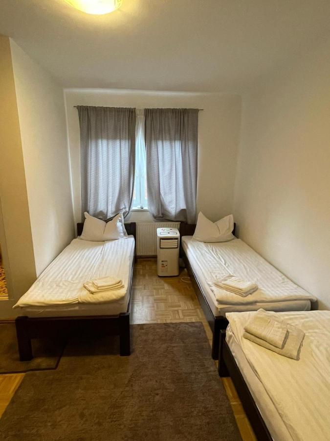 451 Rooms Graz Luaran gambar