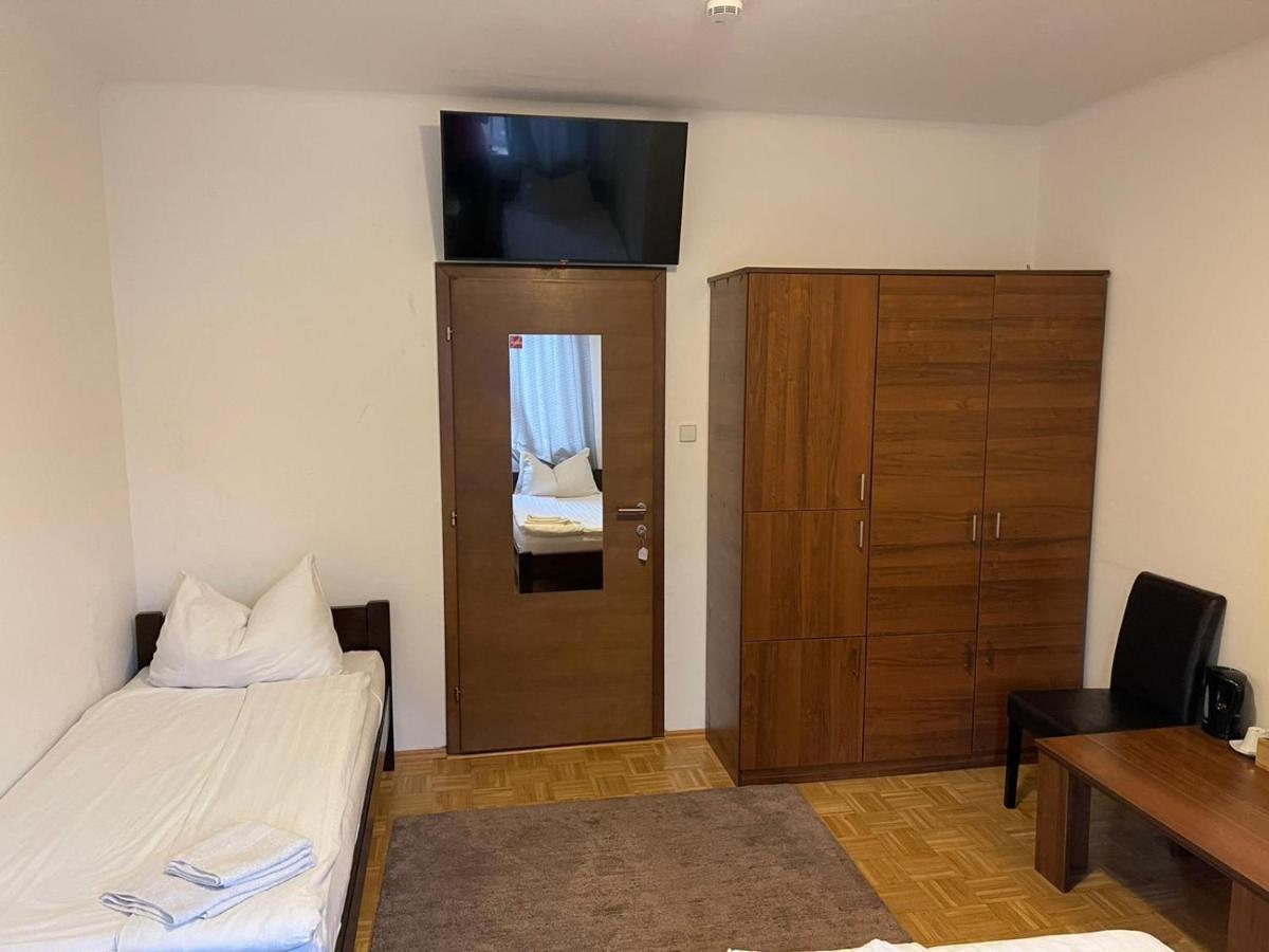 451 Rooms Graz Luaran gambar
