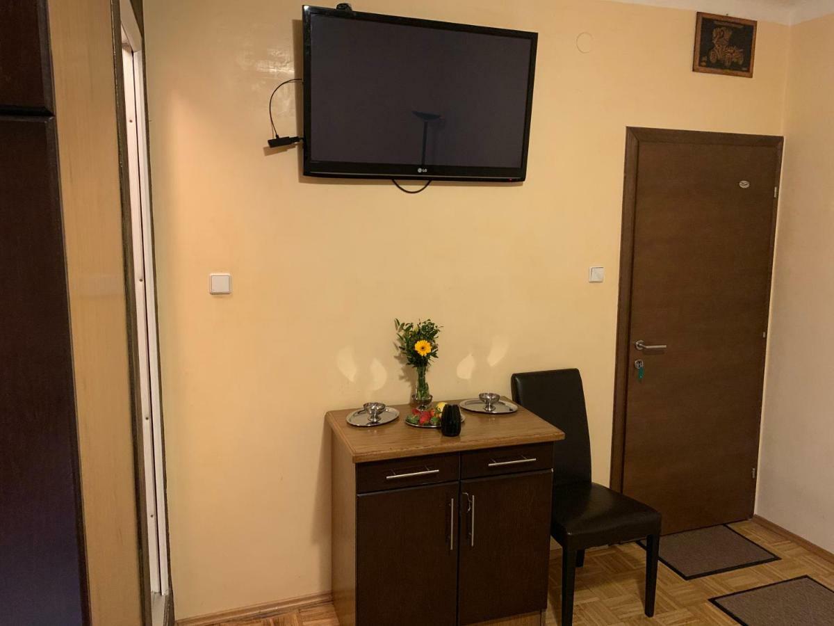 451 Rooms Graz Luaran gambar