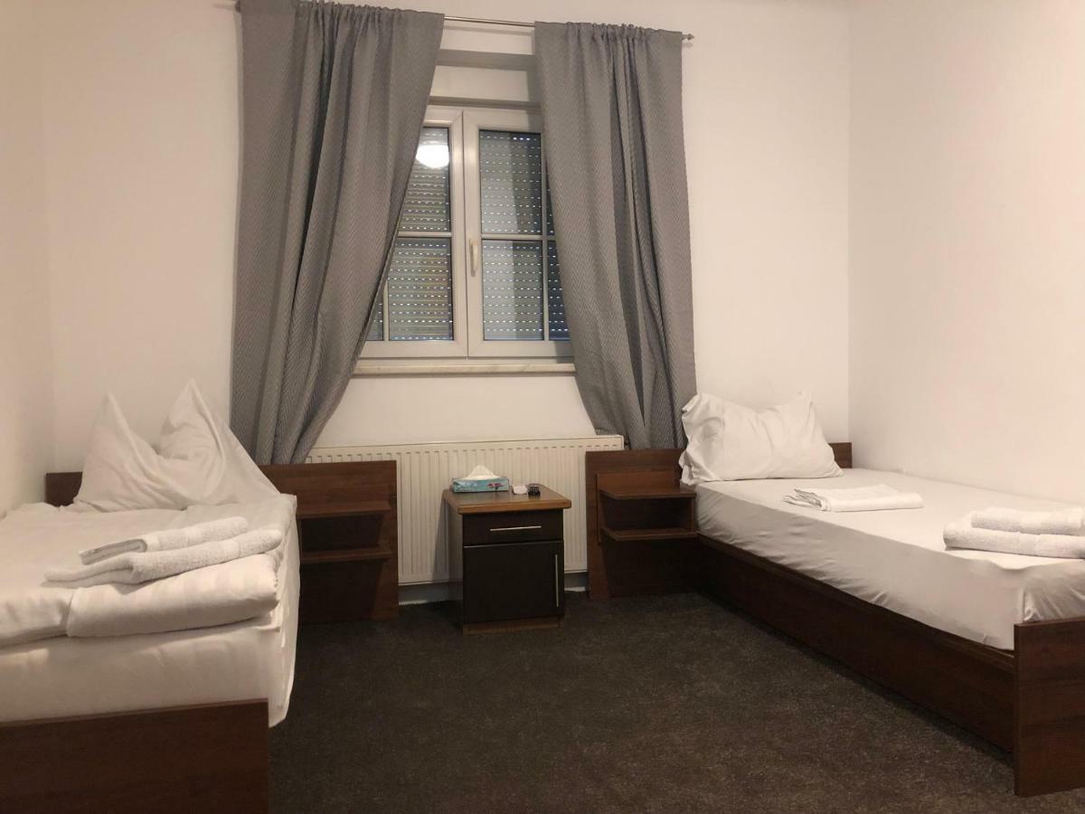 451 Rooms Graz Luaran gambar